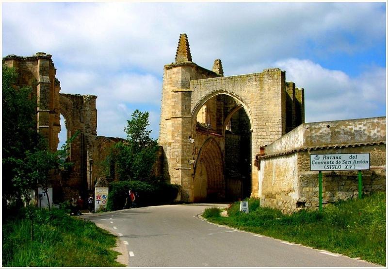 Camino de Santiago Albergue Castrojeriz Exterior foto